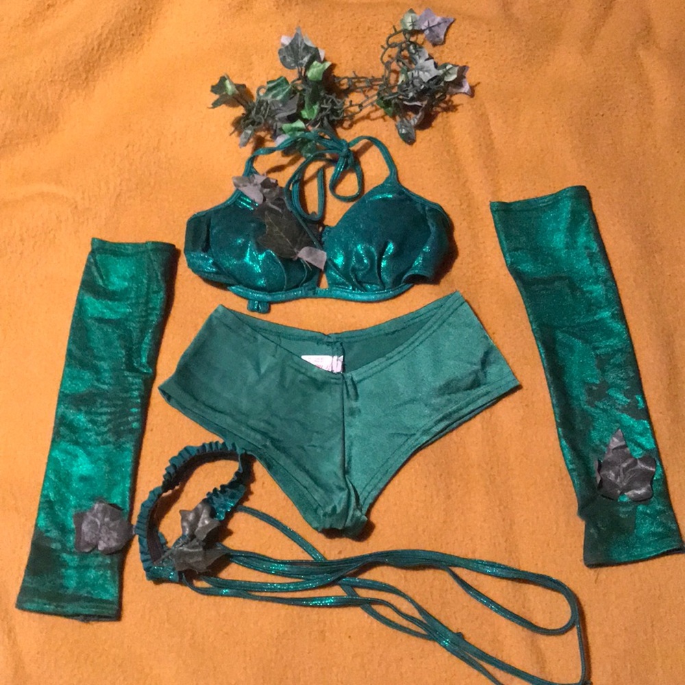 Poison ivy rave costume